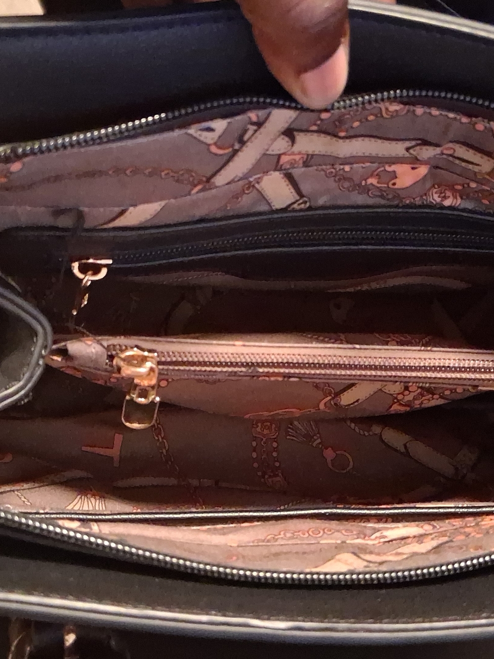 Black Tote Bag with Pink Patterned Lining - Picture 1 of 2